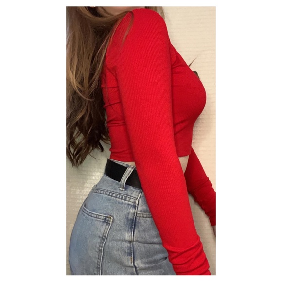 Red crop top!❤️✨ - Picture 2 of 3